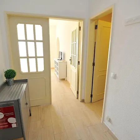 Sunhouse Apartment